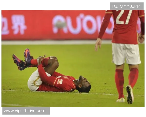 29岁罗德里伤病缠身难复苏昨年重伤今季小病不断令人心痛 29岁罗德里伤病缠身难复苏昨年重伤今季小病不断令人心痛